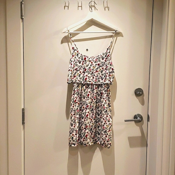 Floral Sundress - Picture 2 of 6